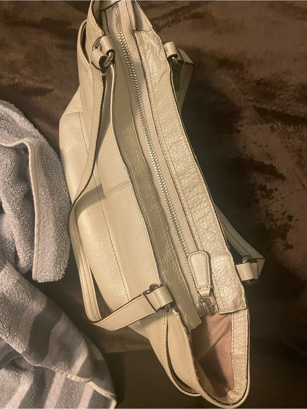 Large Coach Leather Shoulder Tote in Cream with Yellow Tag. Bundle and save!!!